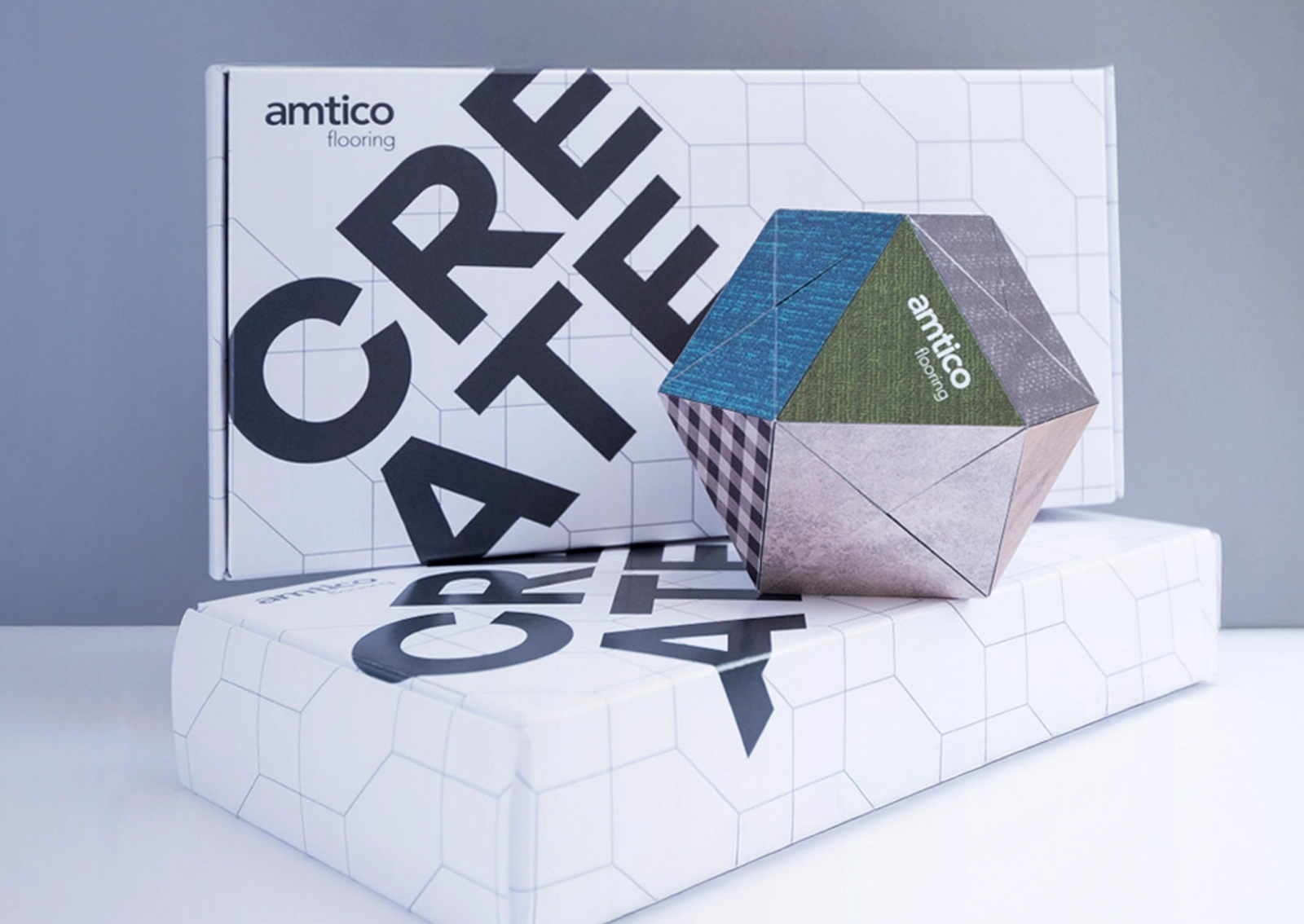 Mailing packaging for amtico flooring including all components on the subject of floor coverings. Design and conception by R211.