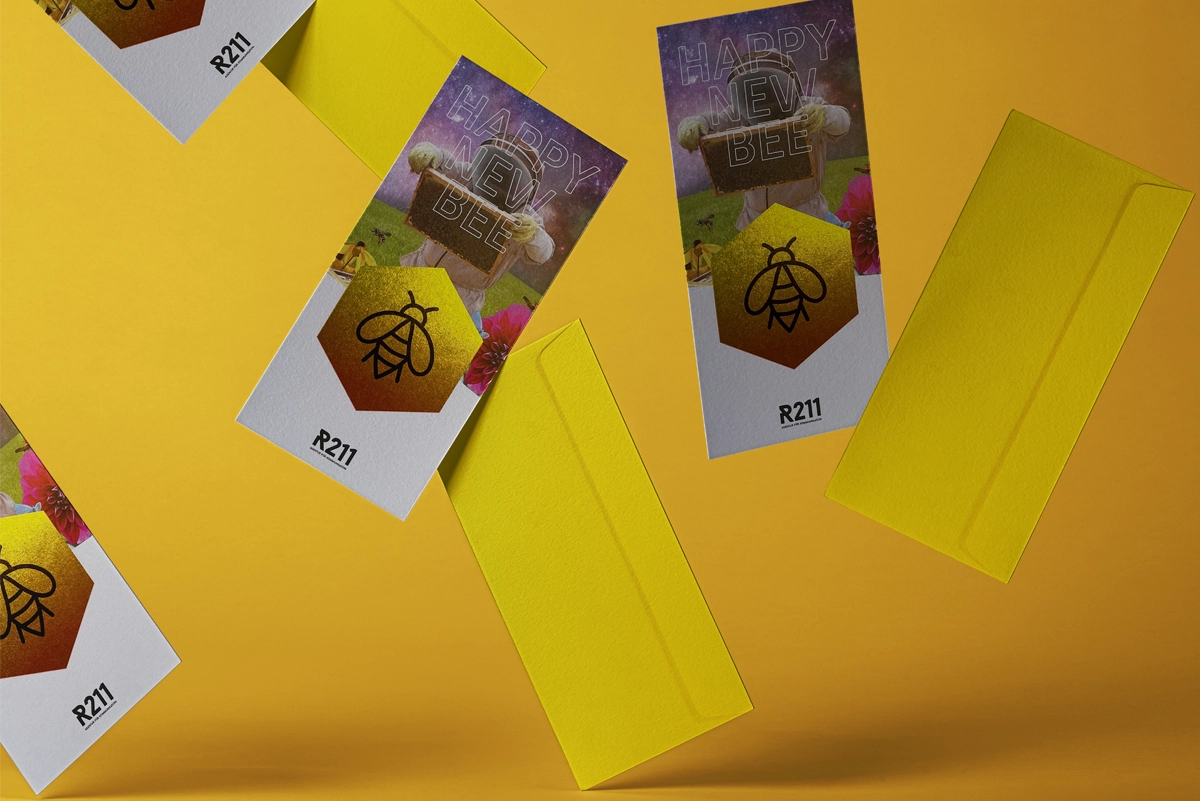 Motif of a New Year's card from the annually redesigned series 'Happy New Bee', a fundraising campaign by the R211 agency in aid of regional nature conservation projects.