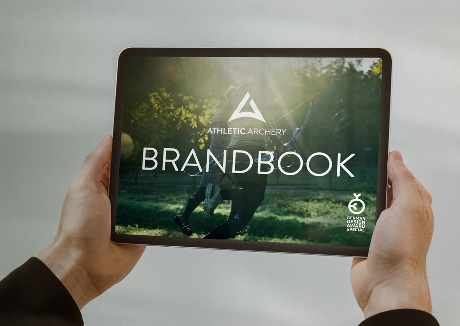 View of a digital brand book, developed for the client for the application and consistent use of its corporate Branding.